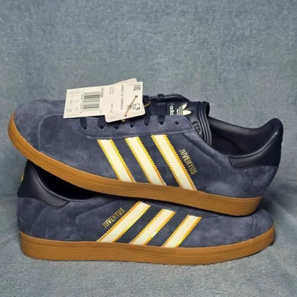Adidas Gazelle Terrace Juventus Navy Blue Mens US 9.5 or Womens 10.5
